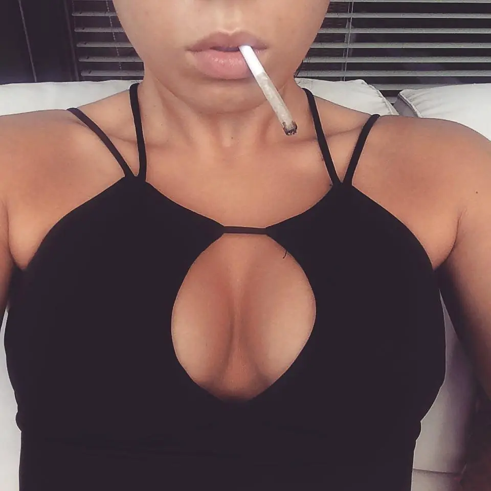 Janineblunt image 1
